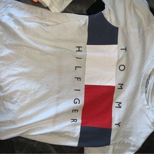 White, blue, and red Tommy Hilfiger t-shirt